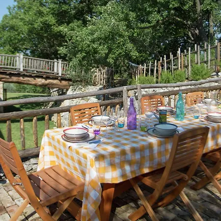 וילה Solace - Comfort Charm