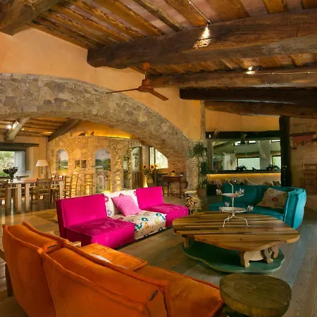 Belvilla By Oyo Mezzeria *